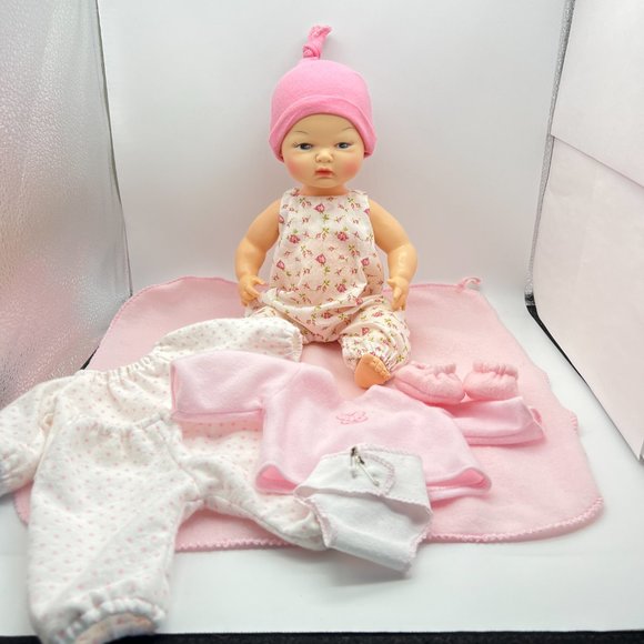 Horsman 13” BYE LO Baby Doll Drinks & Wets Molded Hair 1970’s w/ OUTFITS - Picture 11 of 15